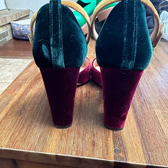 J. Crew Pointed-toe pumps in colorblock velvet W 7.5 - Picture 5 of 6